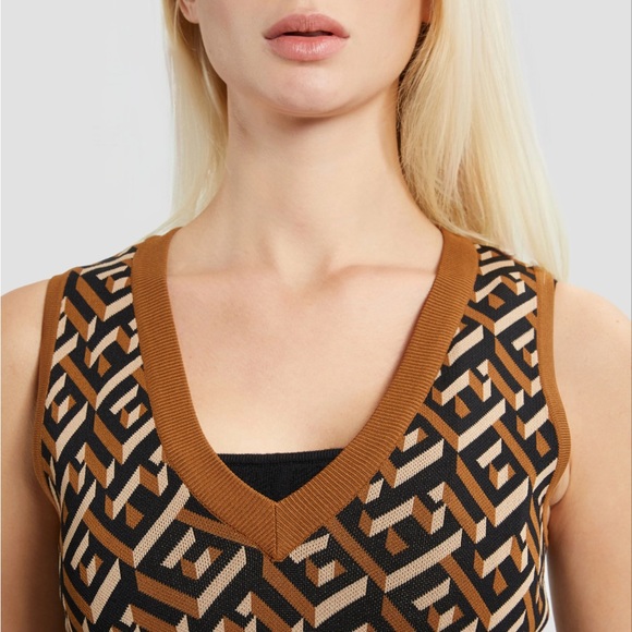 GIANFRANCO FERRE GF Patterned Sleeveless Top - Picture 3 of 4